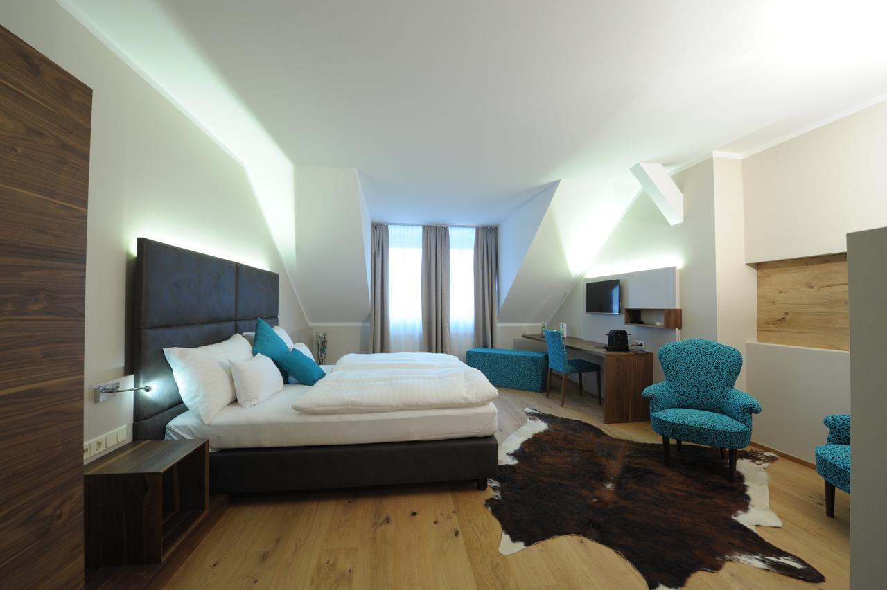 Hotel Eee Perg